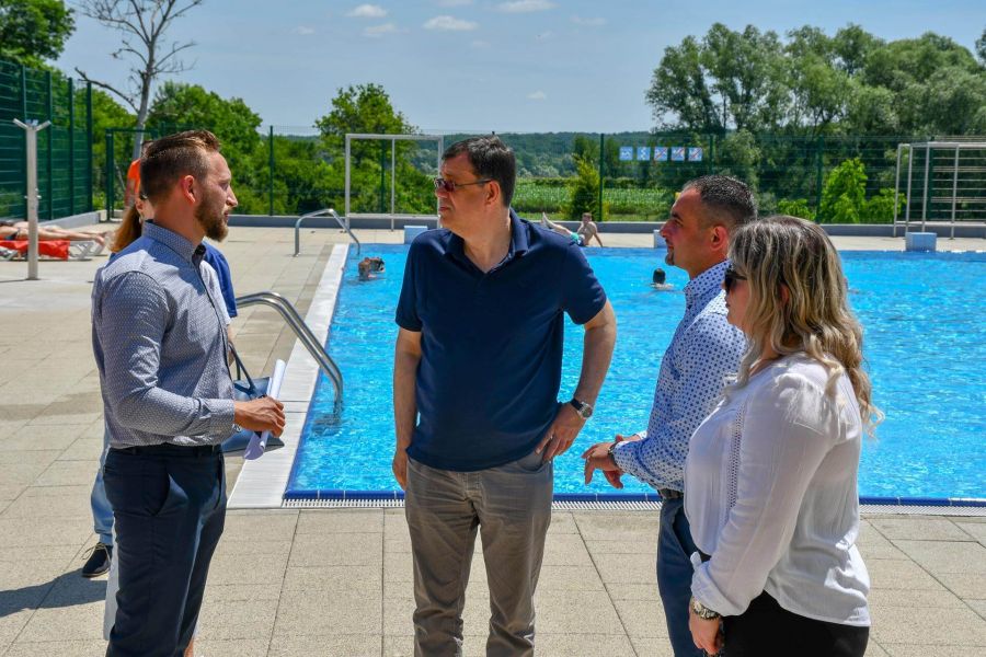 Župan Damir Bajs posjetio bezene Veliki Grđevac