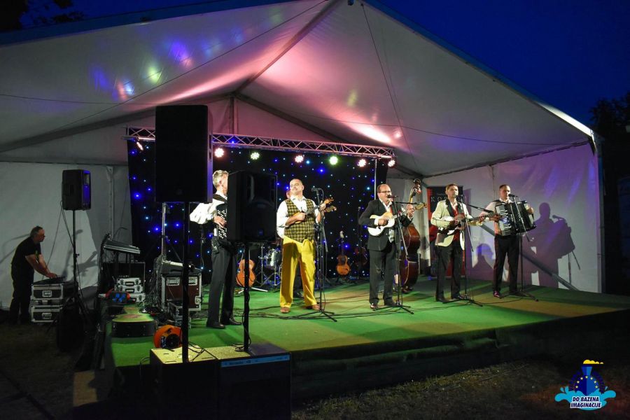 Otvorenje sezone kupanja uz Tamburaški sastav Fijaker