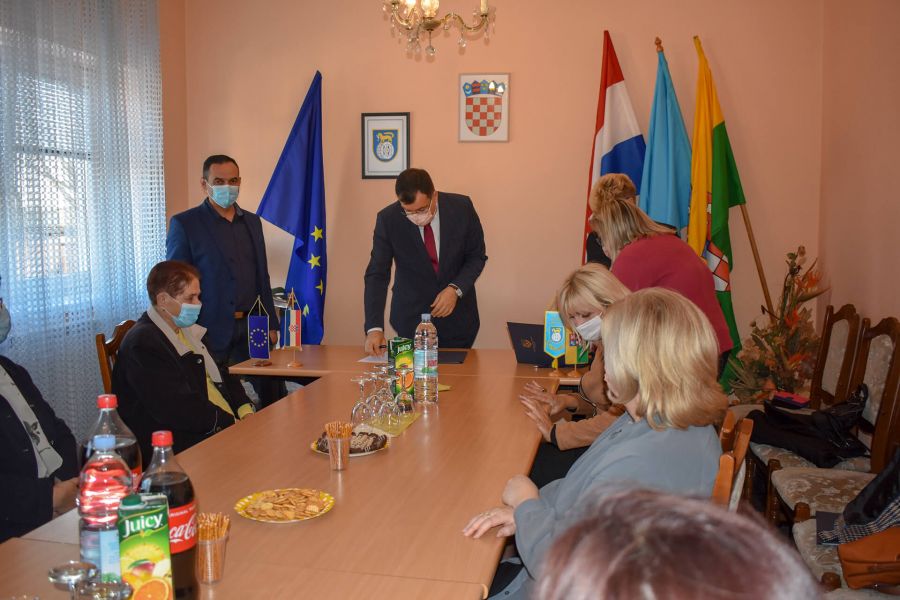 ŽUPAN DAMIR BAJS U RADNOM POSJETU OPĆINI VELIKI GRĐEVAC