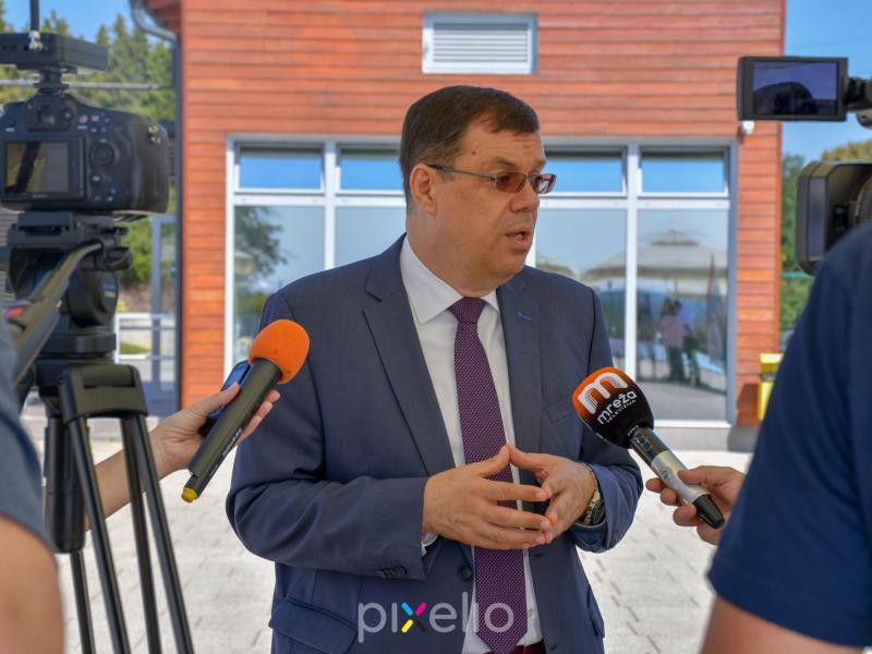 Župan Damir Bajs posjetio bazene povodom zatvaranja sezone kupanja