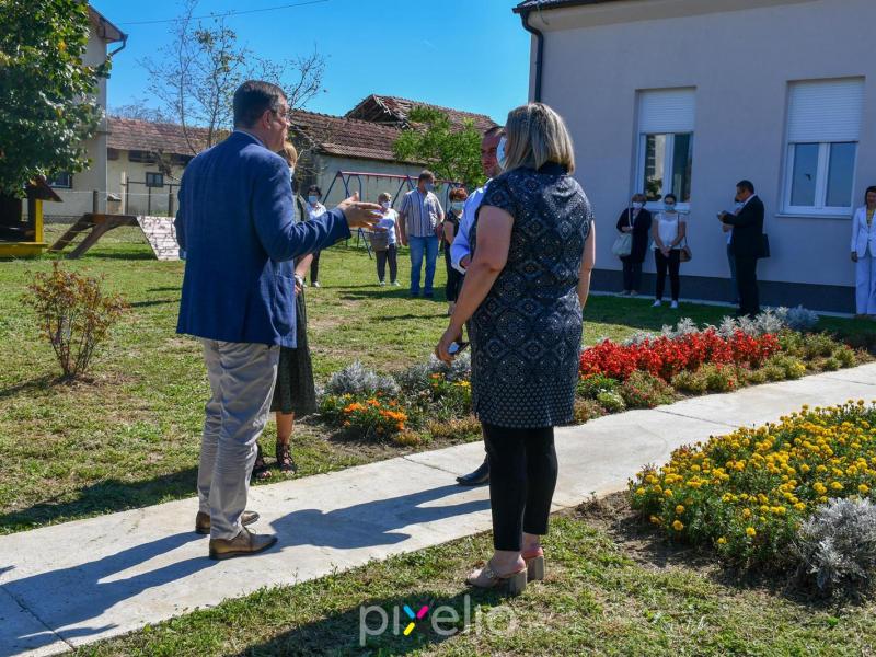Župan posjetio Općinu i novoobnovljenu školu u Donjoj Kovačici