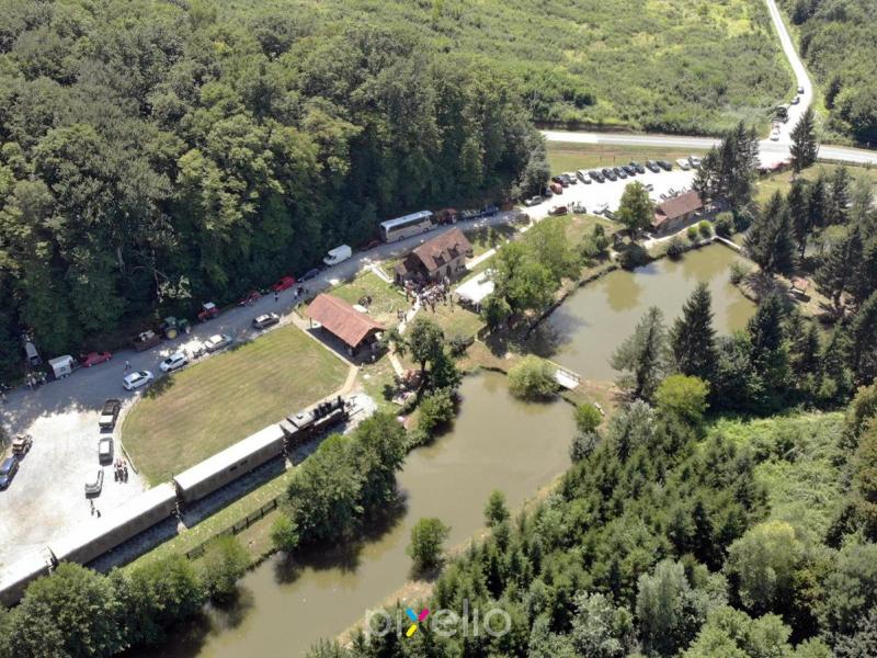 Žetva u Velikom Grđevcu