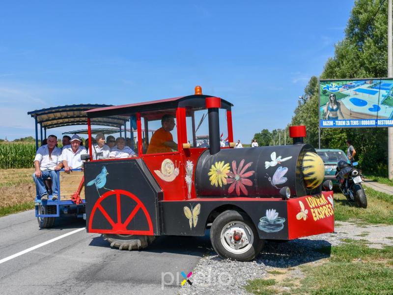 Žetva u Velikom Grđevcu