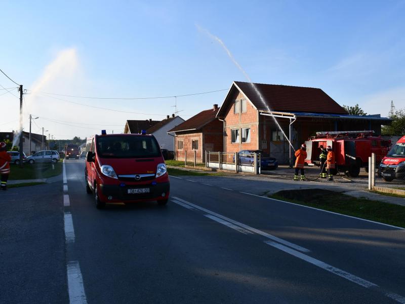 DVD Veliki Grđevac dobilo novo vatrogasno vozilo