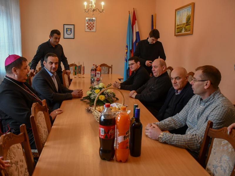 Posjet biskupa Općini Veliki Grđevac