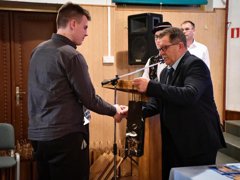 Božićno novogodišnji domjenak