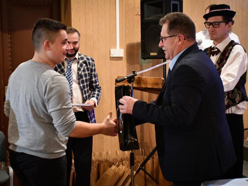 Božićno novogodišnji domjenak