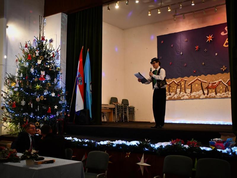 Božićno novogodišnji domjenak