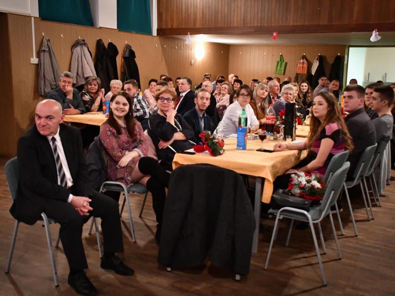 Božićno novogodišnji domjenak