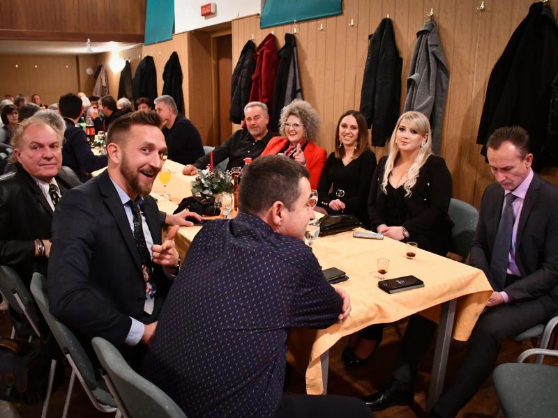 Božićno novogodišnji domjenak