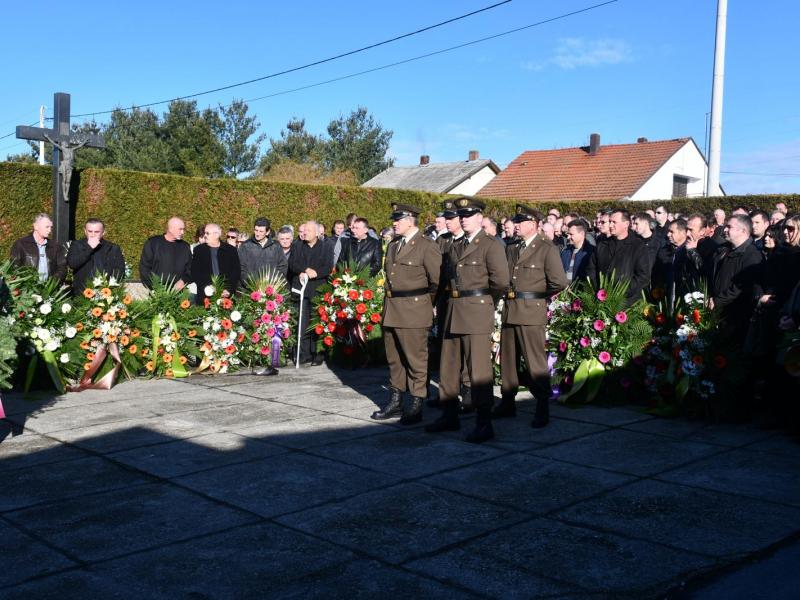 Komemorativni skup i pogreb načelnika Marijana Dautanca