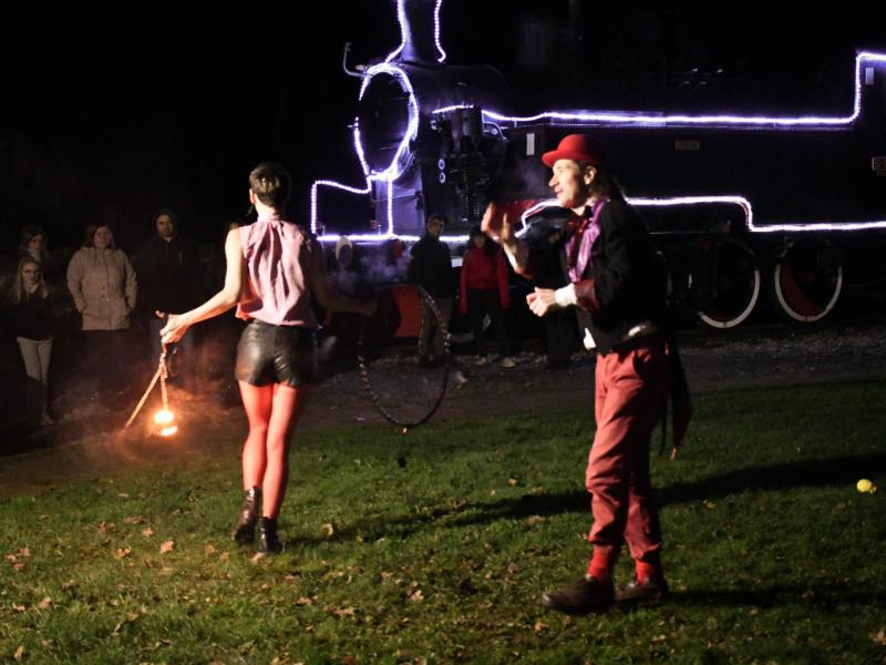 Otvorenje adventa na Lovrakovom centru i paljenje prve adventske svijeće