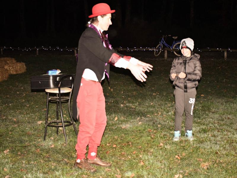 Otvorenje adventa na Lovrakovom centru i paljenje prve adventske svijeće