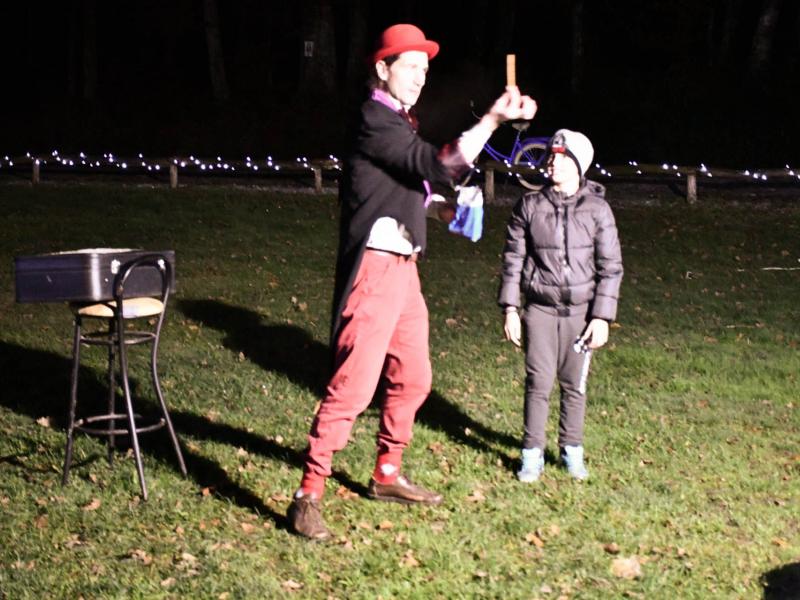 Otvorenje adventa na Lovrakovom centru i paljenje prve adventske svijeće