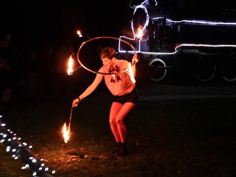 Otvorenje adventa na Lovrakovom centru i paljenje prve adventske svijeće