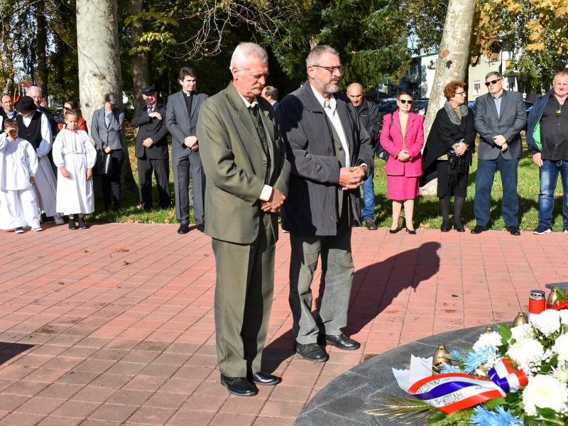 28. OBLJETNICA OSLOBOĐENJA OPĆINE I OTVORENJE PJEŠAČKE STAZE