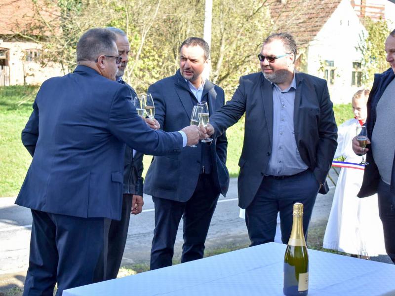 28. OBLJETNICA OSLOBOĐENJA OPĆINE I OTVORENJE PJEŠAČKE STAZE