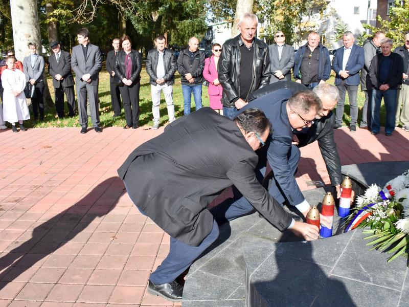 28. OBLJETNICA OSLOBOĐENJA OPĆINE I OTVORENJE PJEŠAČKE STAZE