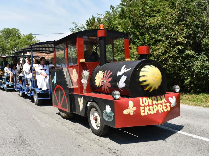 Starinski način žetve u Velikom Grđevcu