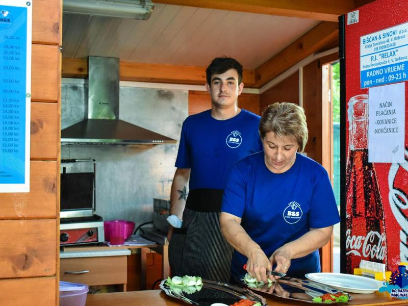 Otvorenje sezone kupanja uz Tamburaški sastav Fijaker