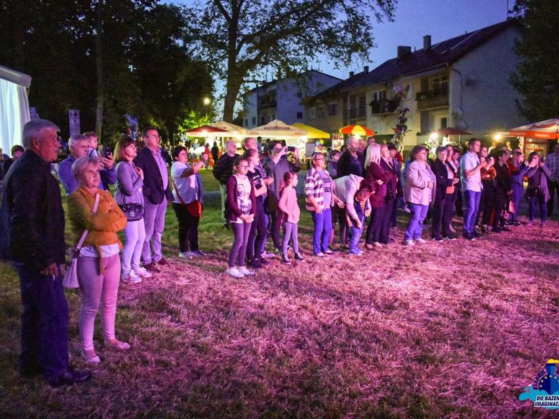 Otvorenje sezone kupanja uz Tamburaški sastav Fijaker