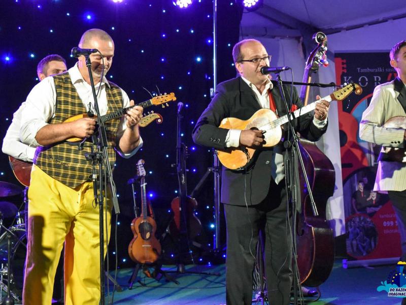 Otvorenje sezone kupanja uz Tamburaški sastav Fijaker