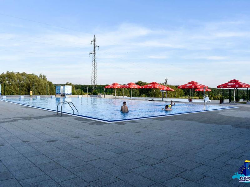 Otvorenje sezone kupanja uz Tamburaški sastav Fijaker